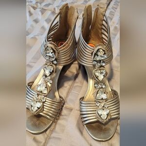 BCBG GENERATION gladiator wedge sandals 9.5